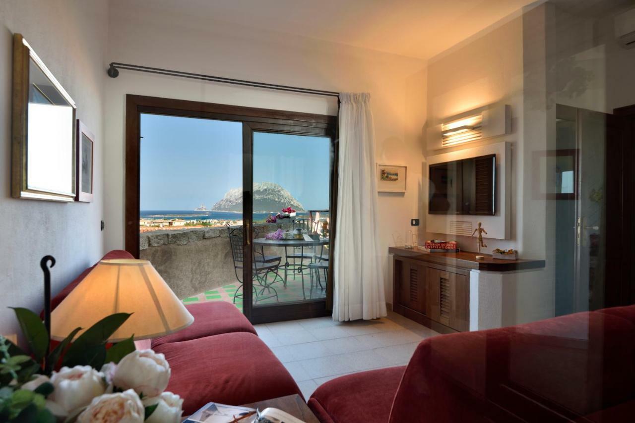 Residence L'Ea Di Lavru - Appartamenti Mono-Bilo-Trilocali Porto San Paolo  Exterior foto