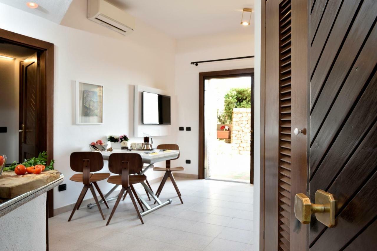 Residence L'Ea Di Lavru - Appartamenti Mono-Bilo-Trilocali Porto San Paolo  Exterior foto