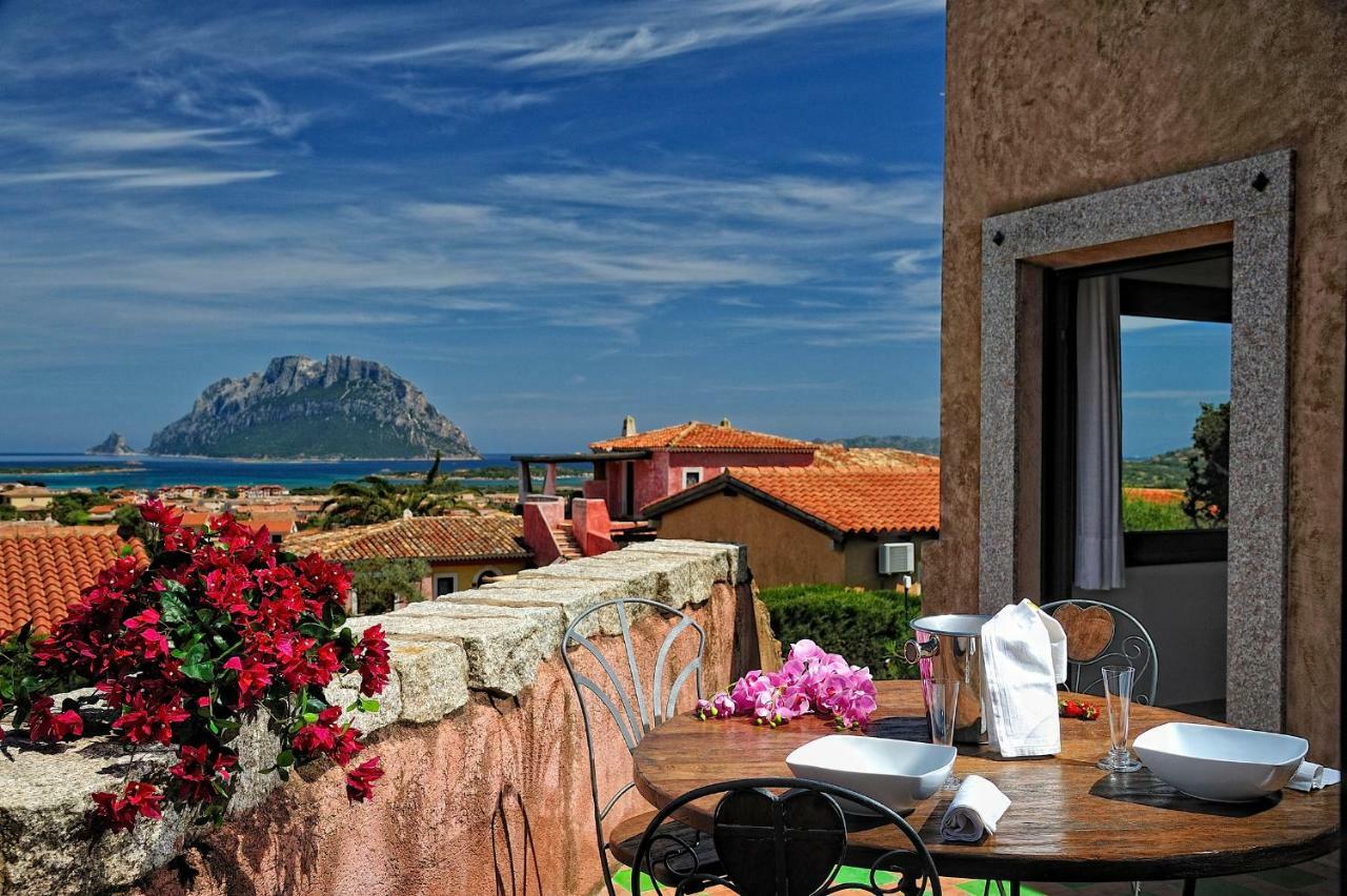 Residence L'Ea Di Lavru - Appartamenti Mono-Bilo-Trilocali Porto San Paolo  Exterior foto