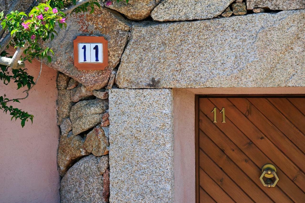 Residence L'Ea Di Lavru - Appartamenti Mono-Bilo-Trilocali Porto San Paolo  Exterior foto